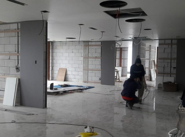INSTALACIÓN DE INCENDIOS Y OFICINAS PREMOLDEADAS